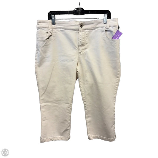 Capris By Chicos In Cream, Size: 14