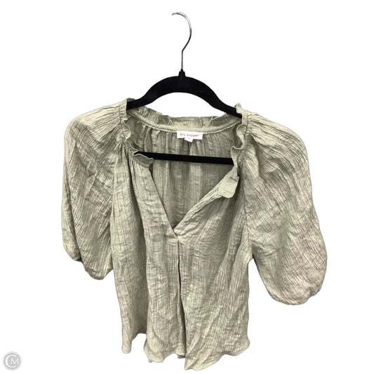 Top Short Sleeve By Blu Pepper In Green, Size: M