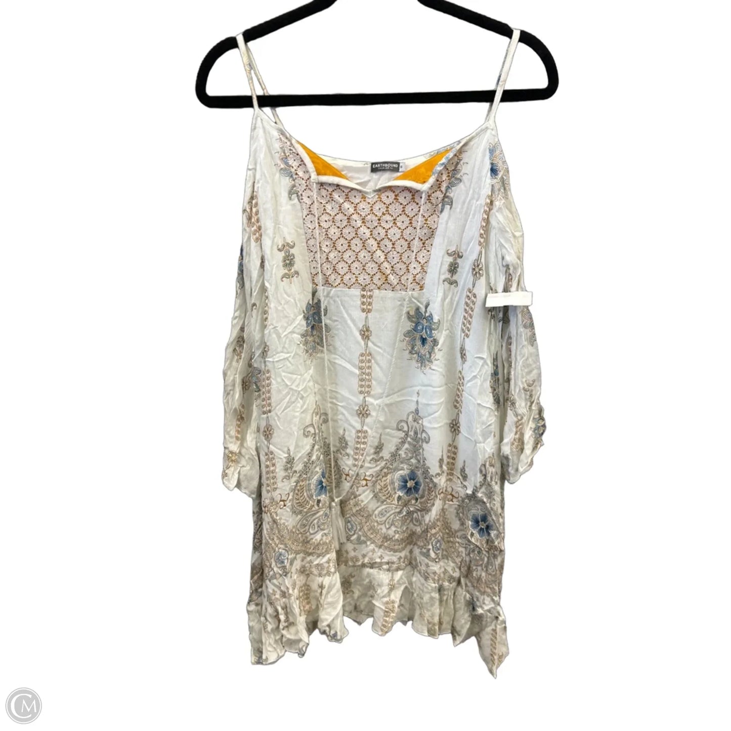 Dress Casual Short By Earthbound In White, Size: S