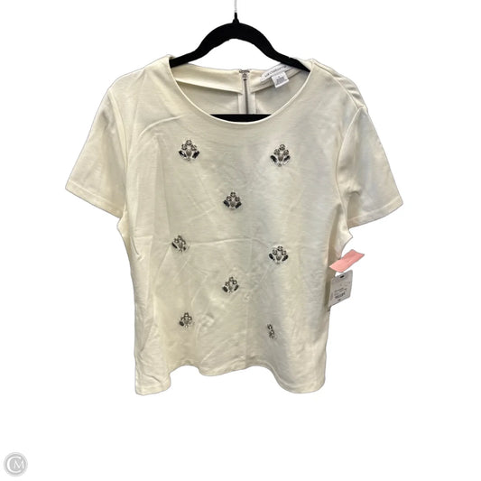 Top Short Sleeve By Liz Claiborne In Cream, Size: L