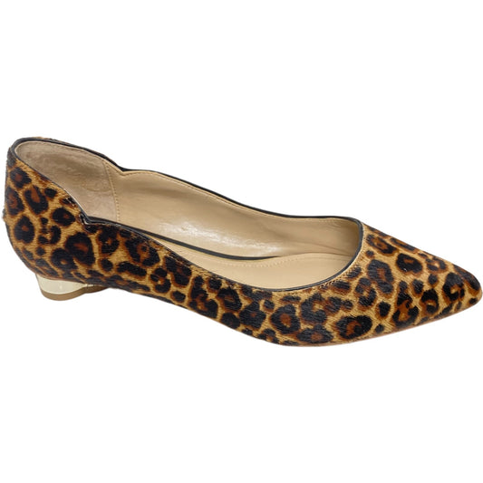 Shoes Flats By White House Black Market In Animal Print, Size: 6