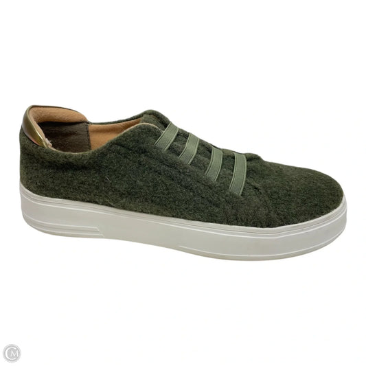 Shoes Sneakers By Clothes Mentor In Green, Size: 9