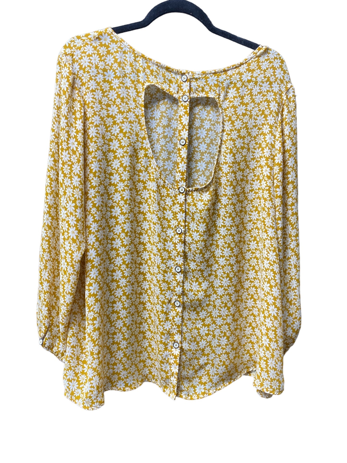 Top Long Sleeve By Forever 21 In White & Yellow, Size: 3x