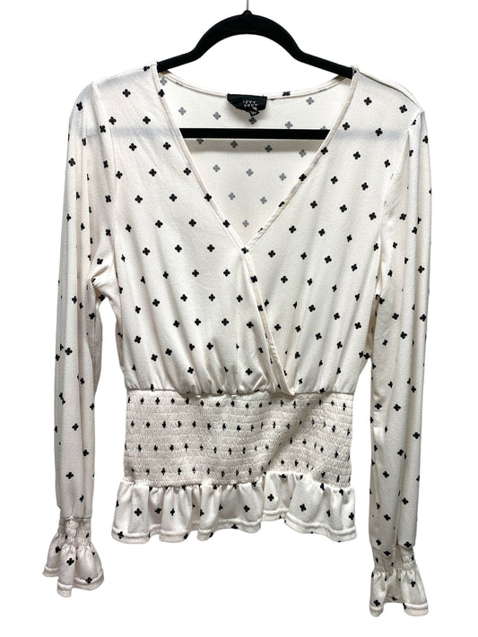 Top Long Sleeve By Clothes Mentor In Black & White, Size: L