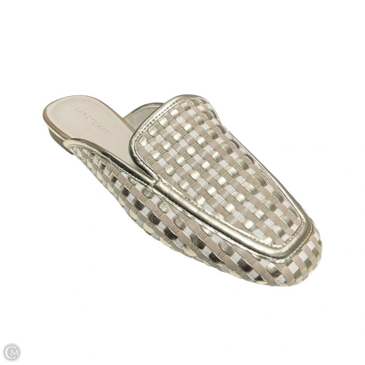 Shoes Flats By Sanctuary In Gold & White, Size: 6.5