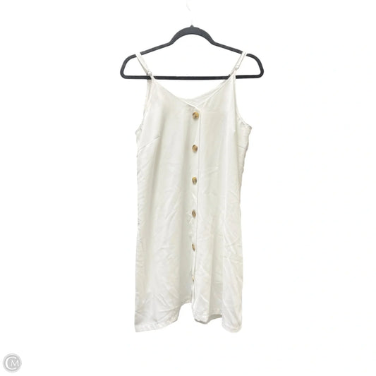 Dress Casual Short By Clothes Mentor In White, Size: M