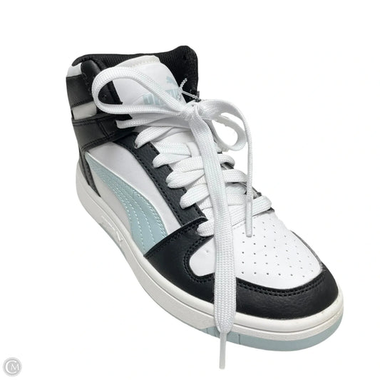Shoes Athletic By Puma In Black & White, Size: 6