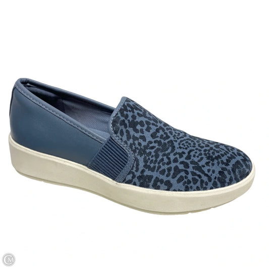 Shoes Flats By Clarks In Animal Print, Size: 8