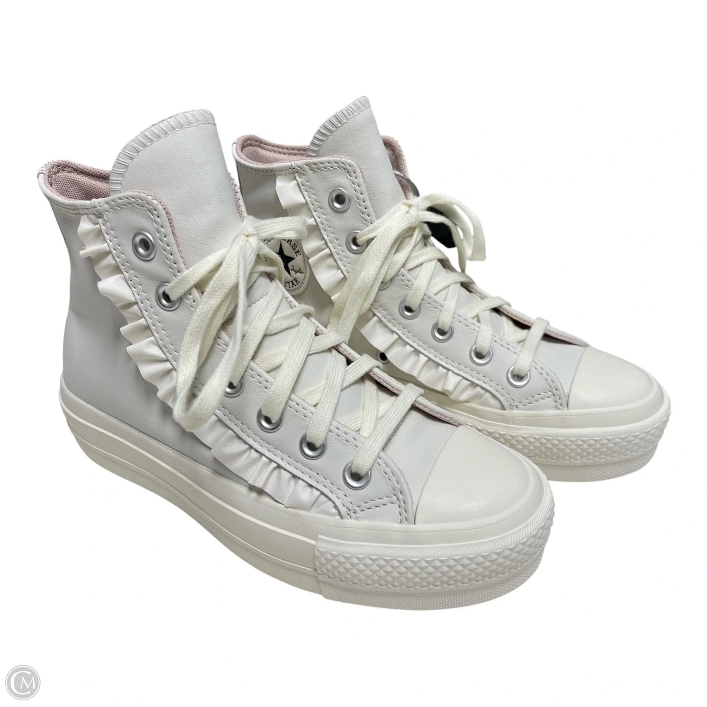 Shoes Sneakers By Converse In Ivory, Size: 5.5