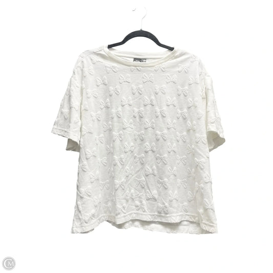 Top Short Sleeve By Disney In White, Size: Xl
