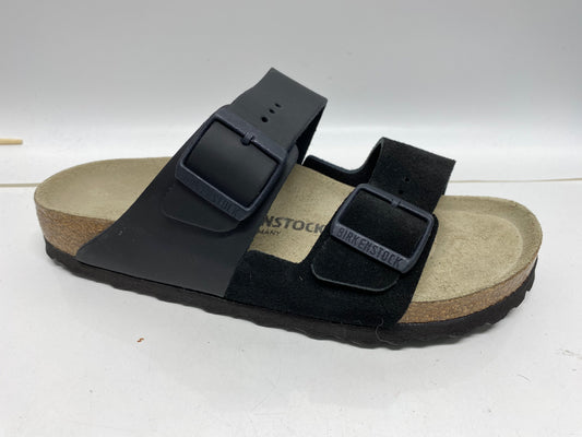 Sandals Flats By Birkenstock In Black & Brown, Size: 7.5