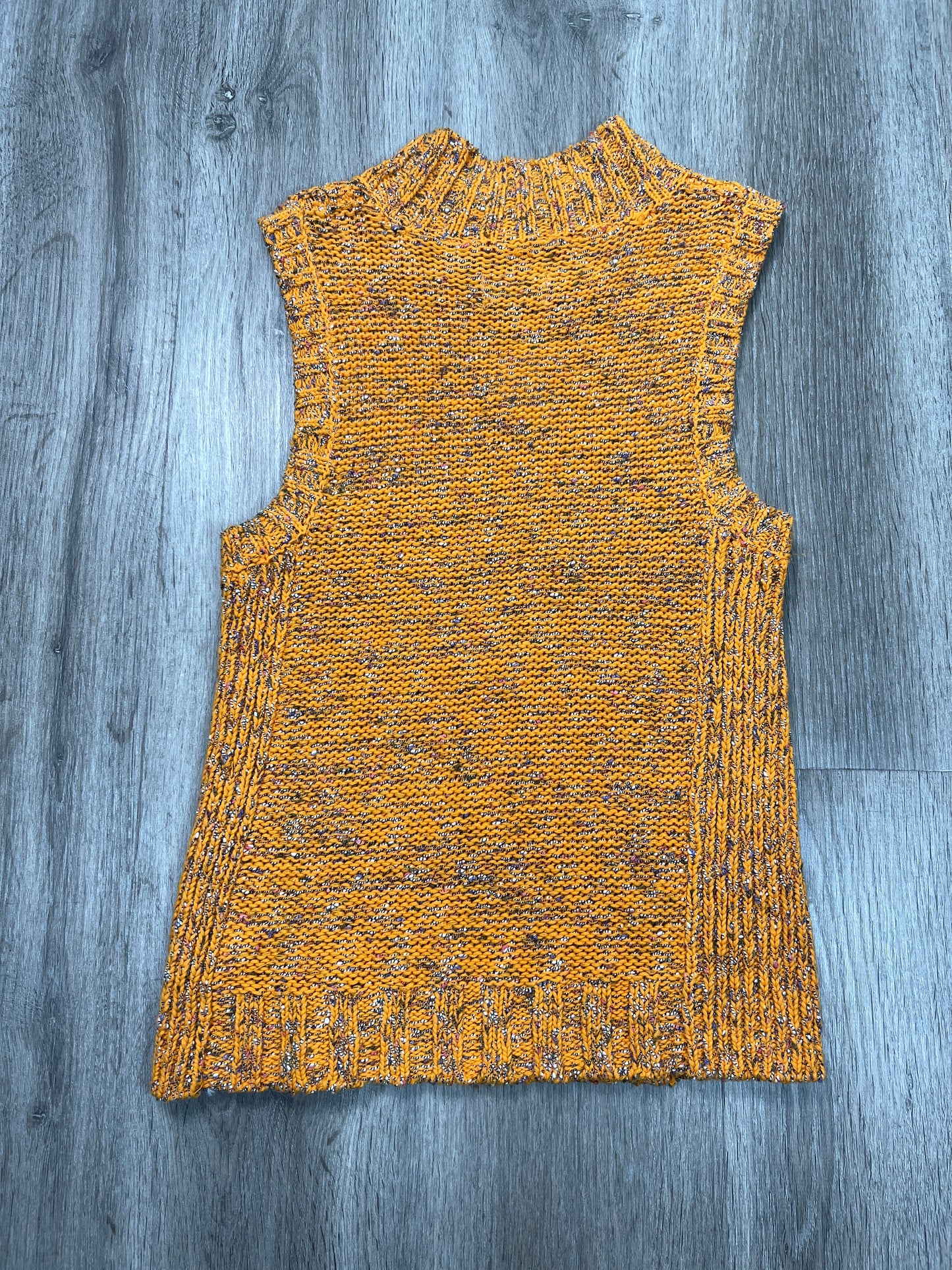 Sweater Short Sleeve By Anthropologie In Orange, Size: M