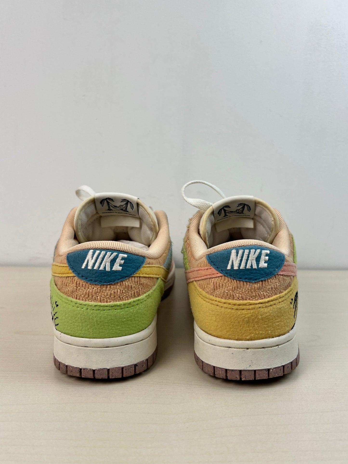 Shoes Sneakers By Nike In Multi-colored, Size: 10