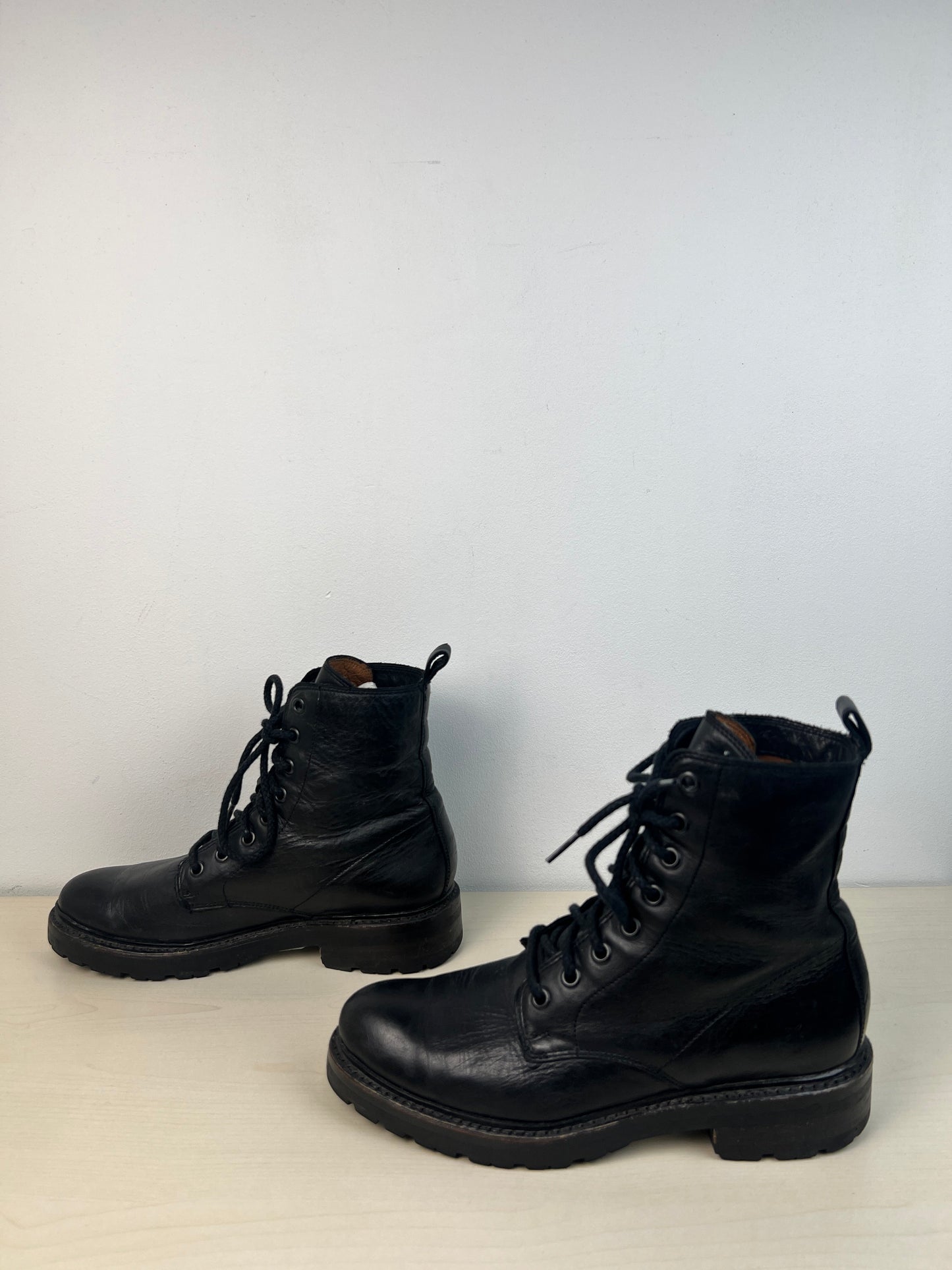 Boots Leather By Frye In Black, Size: 7