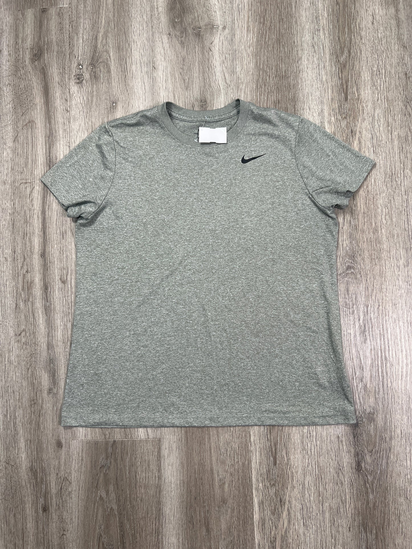 Athletic Top Short Sleeve By Nike Apparel In Grey, Size: Xl