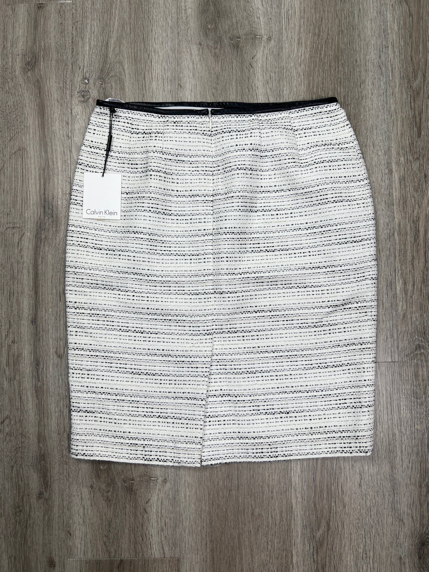 Skirt Mini & Short By Calvin Klein In Black & White, Size: M