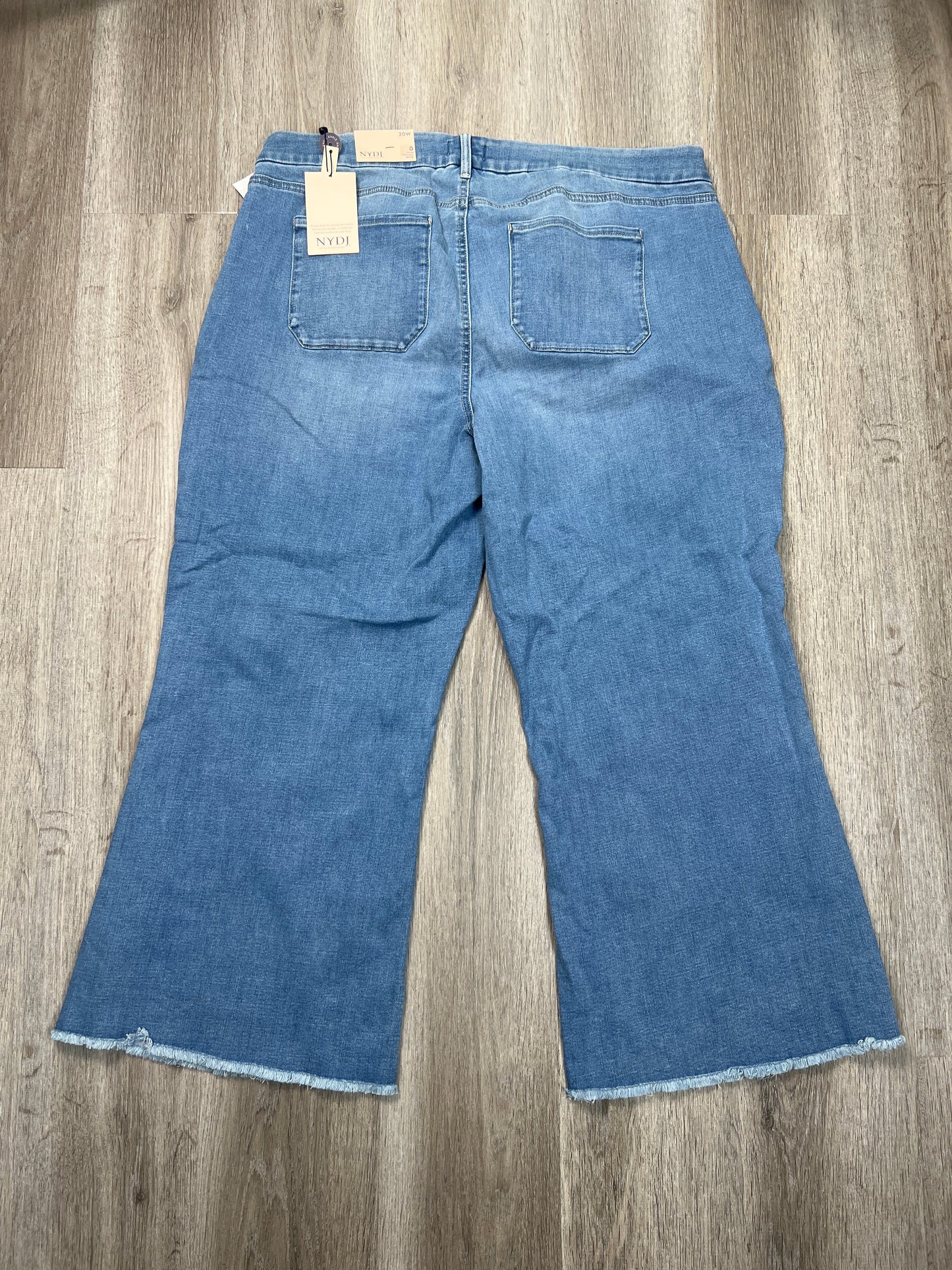 Jeans Cropped By Not Your Daughters Jeans In Blue Denim, Size: 20