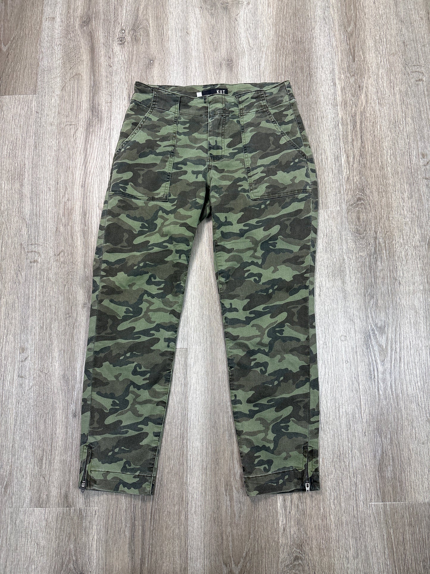 Pants Cargo & Utility By Kut In Camouflage Print, Size: 6