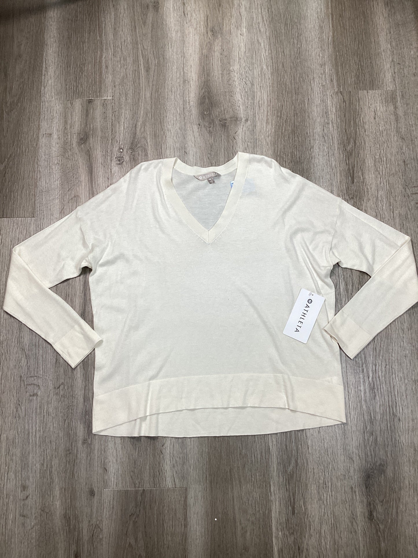 Top Long Sleeve By Athleta In White, Size: M