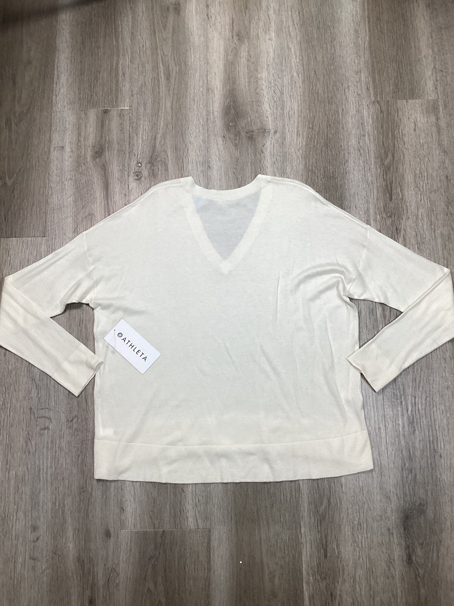 Top Long Sleeve By Athleta In White, Size: M