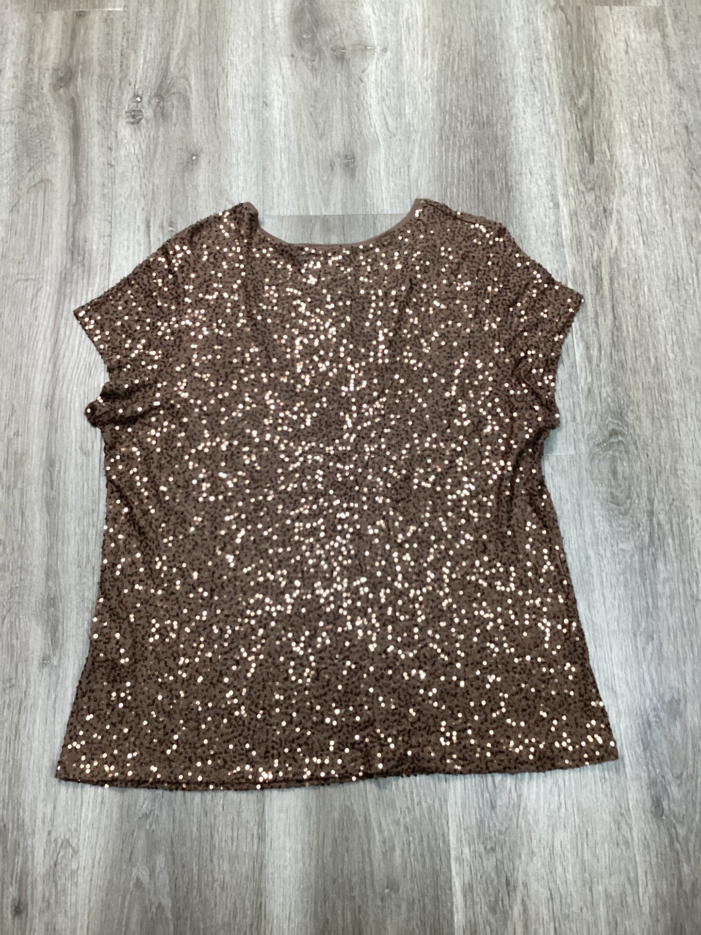 Top Short Sleeve By Dressbarn In Brown, Size: 1x