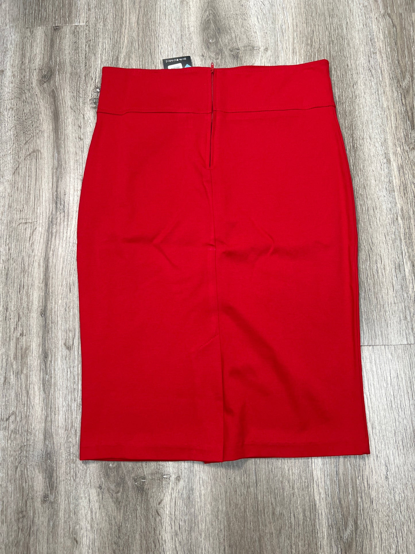 Skirt Mini & Short By BELOVED In Red, Size: Xl