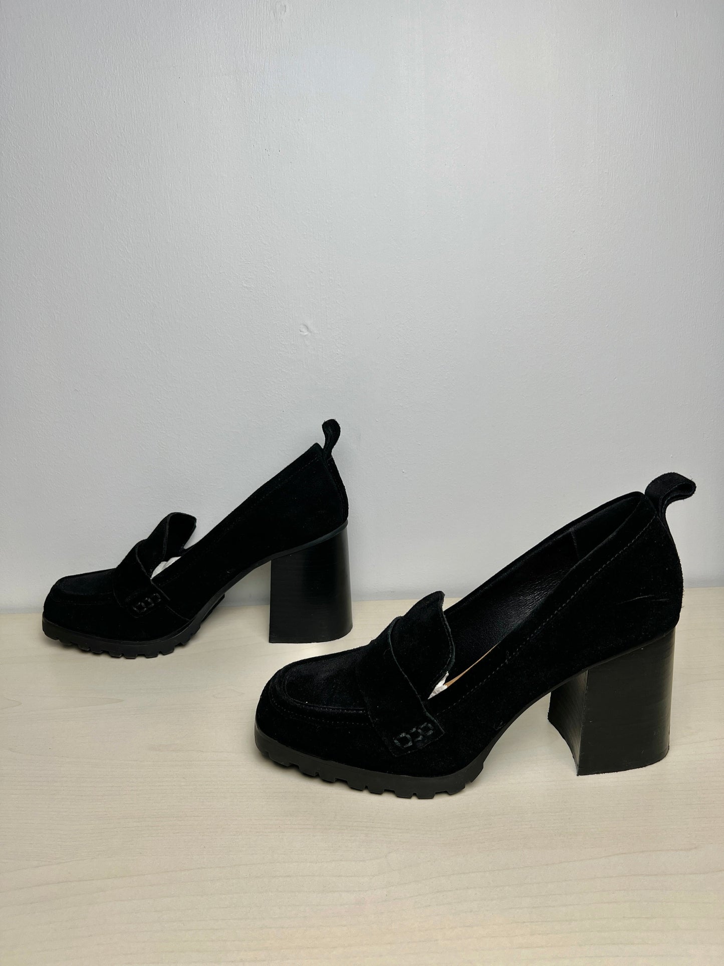 Shoes Heels Block By Crown Vintage In Black, Size: 9