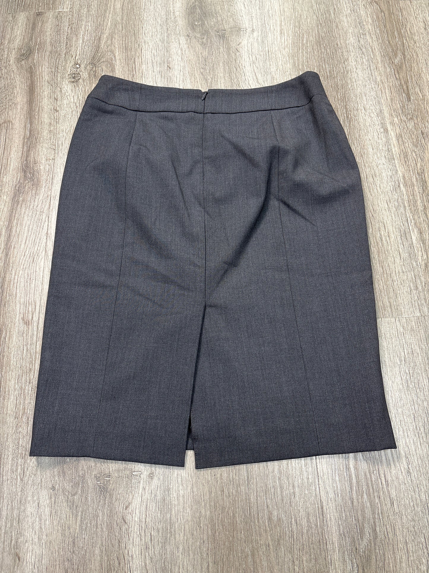 Skirt Mini & Short By Calvin Klein In Grey, Size: S