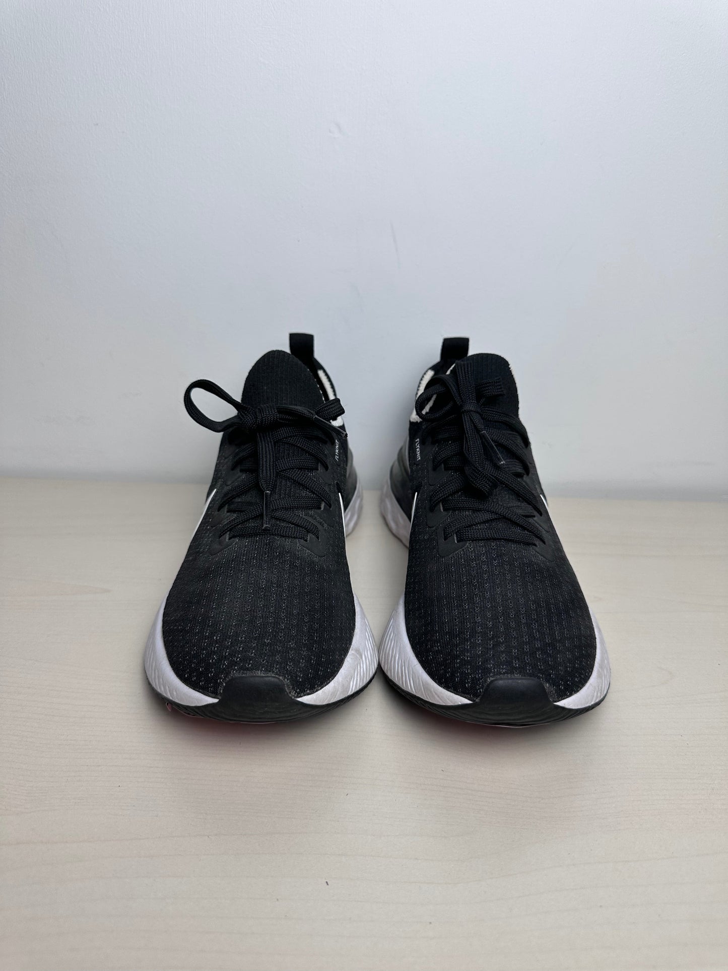 Shoes Athletic By Nike In Black, Size: 8