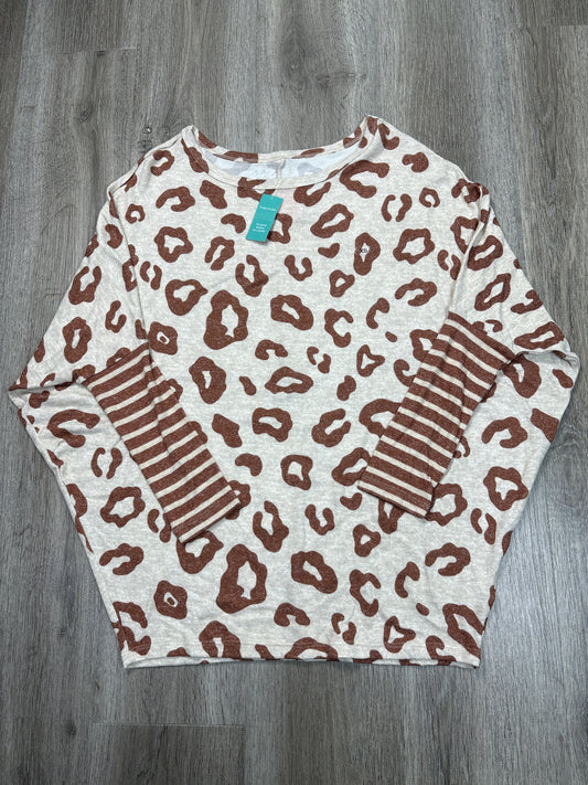 Top Long Sleeve By Maurices In Leopard Print, Size: Xs