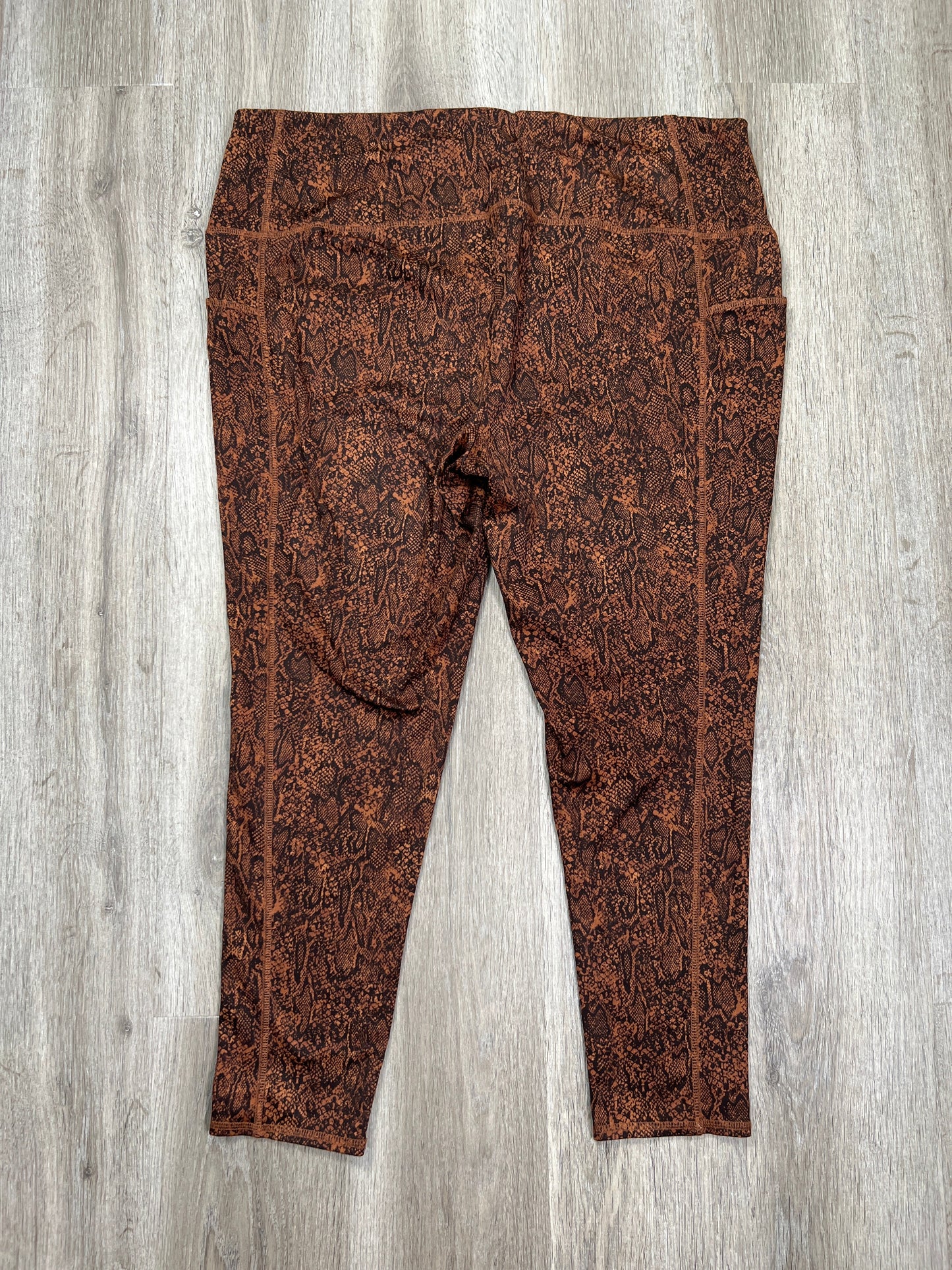 Snakeskin Print Athletic Leggings Chicos, Size 2x