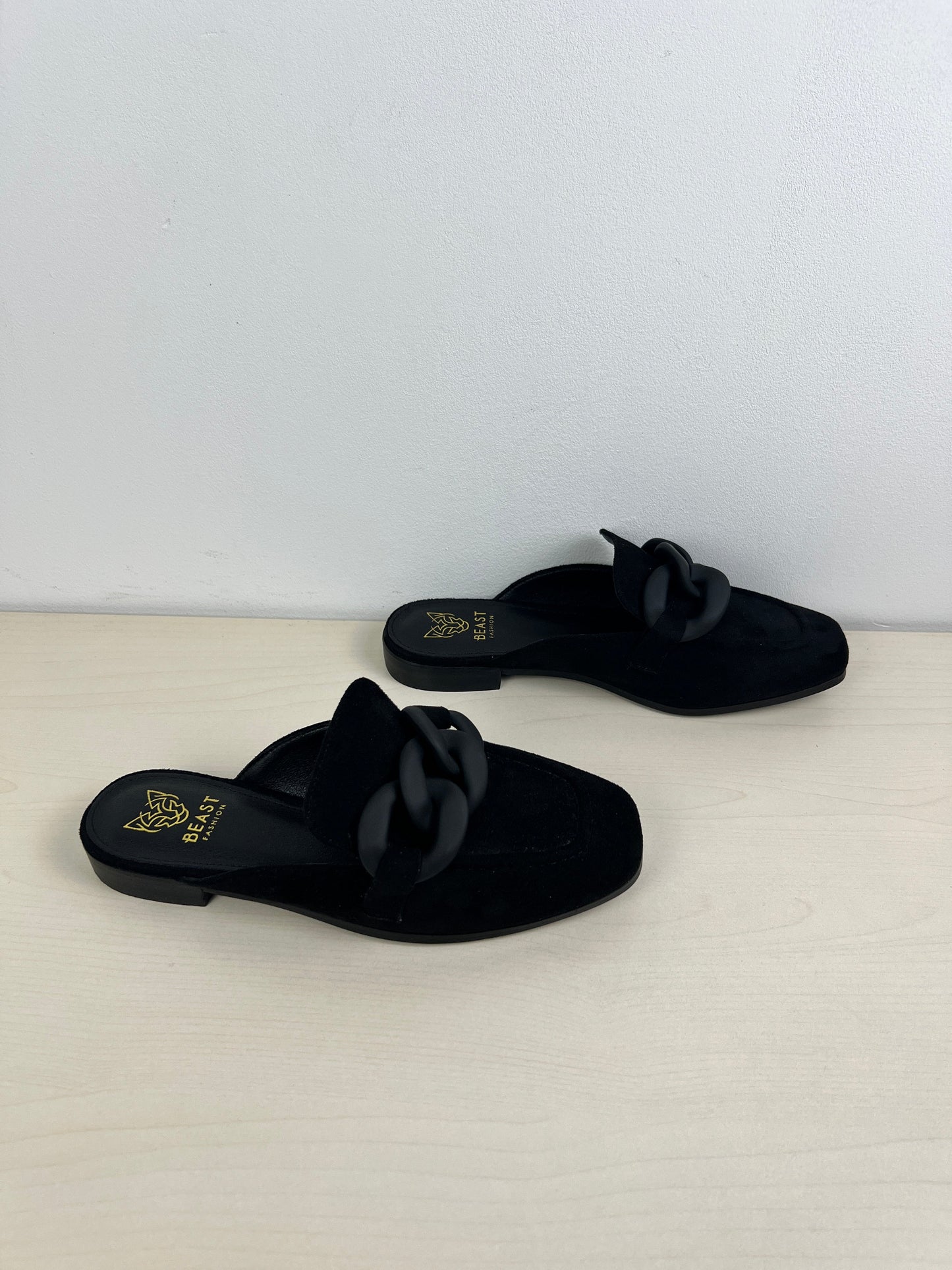 Black Shoes Flats Cmc, Size 6