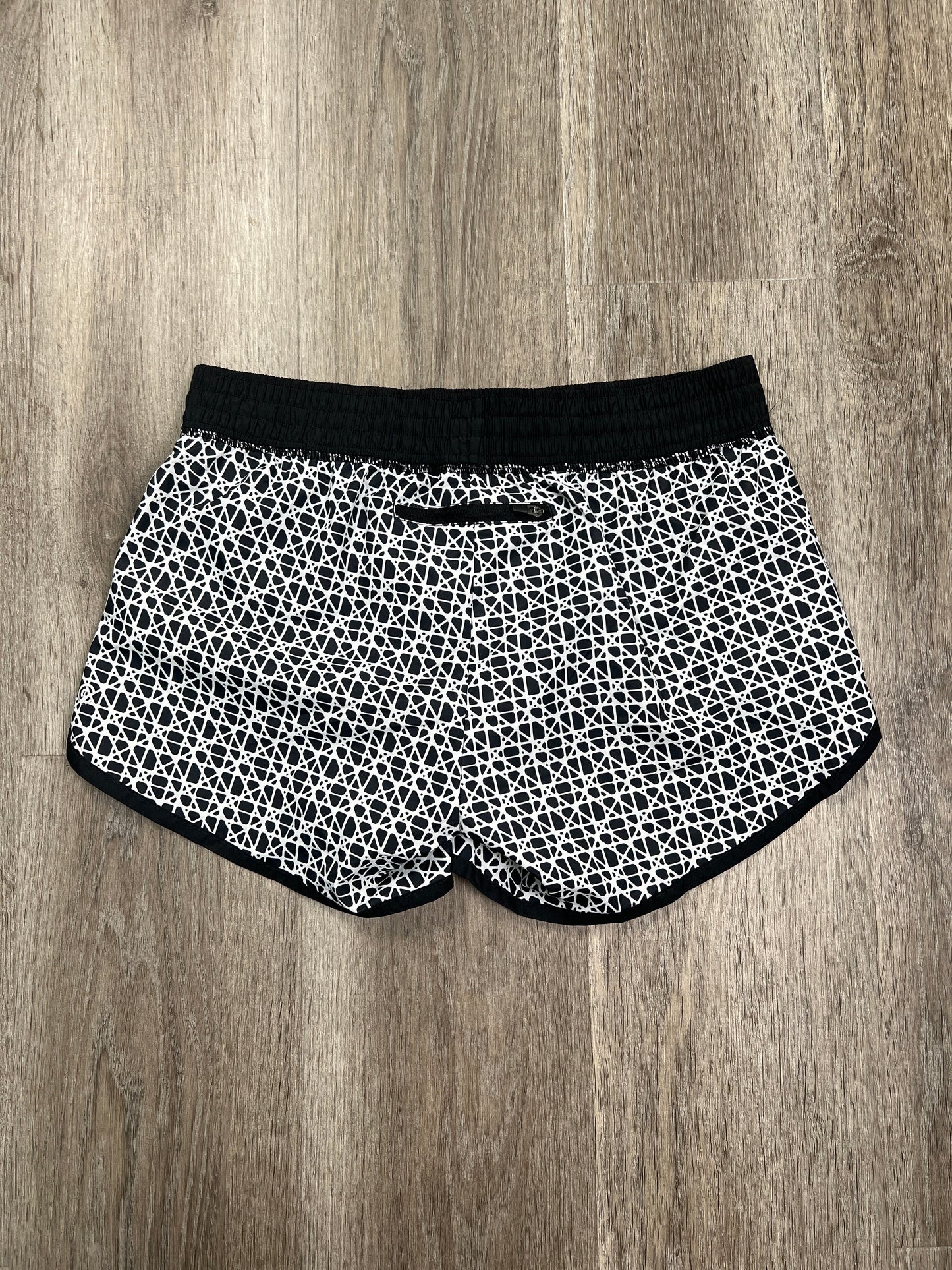 Black & White Athletic Shorts Champion, Size S