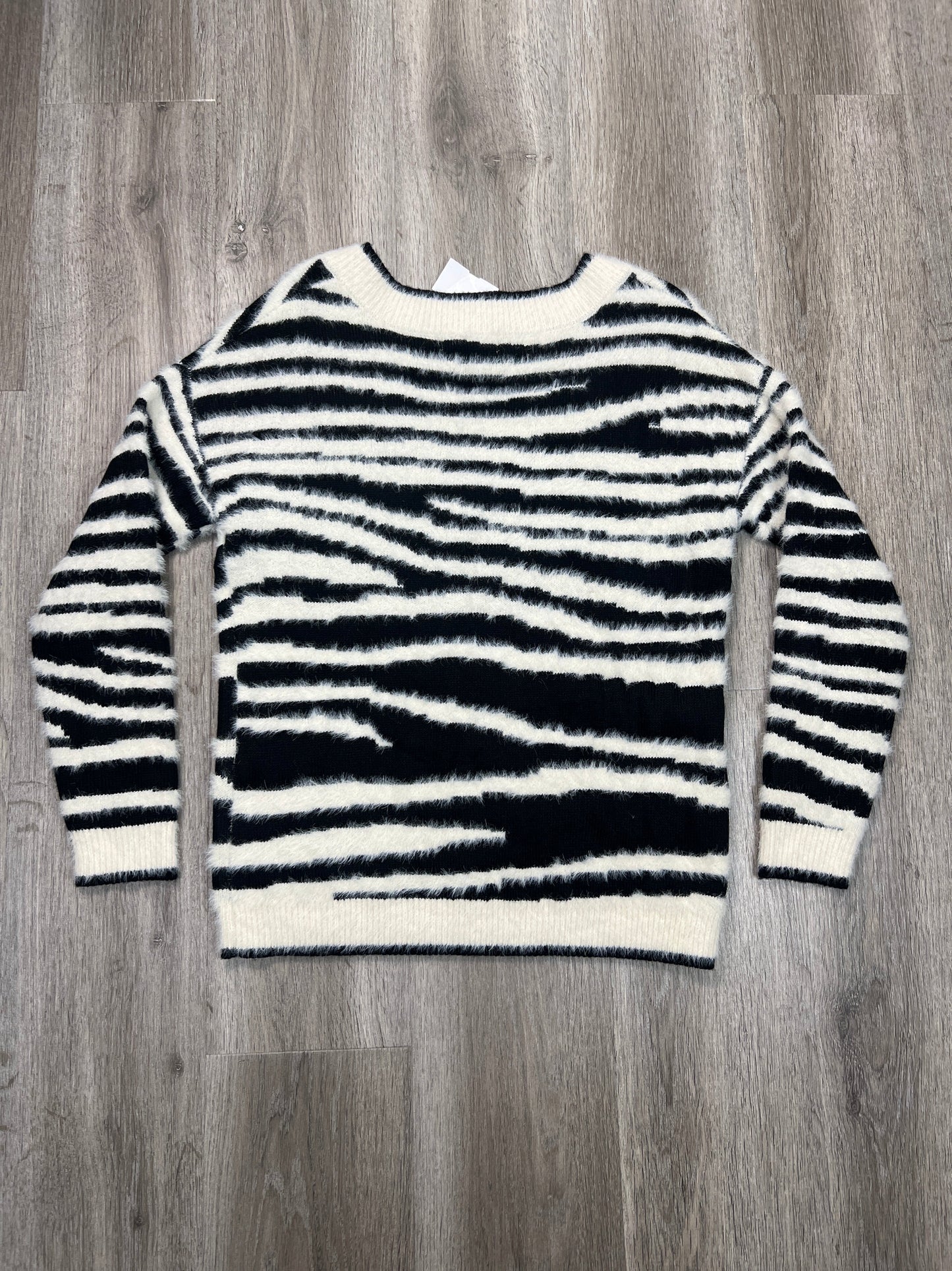 Sweater By Peck And Peck In Black & White, Size: S