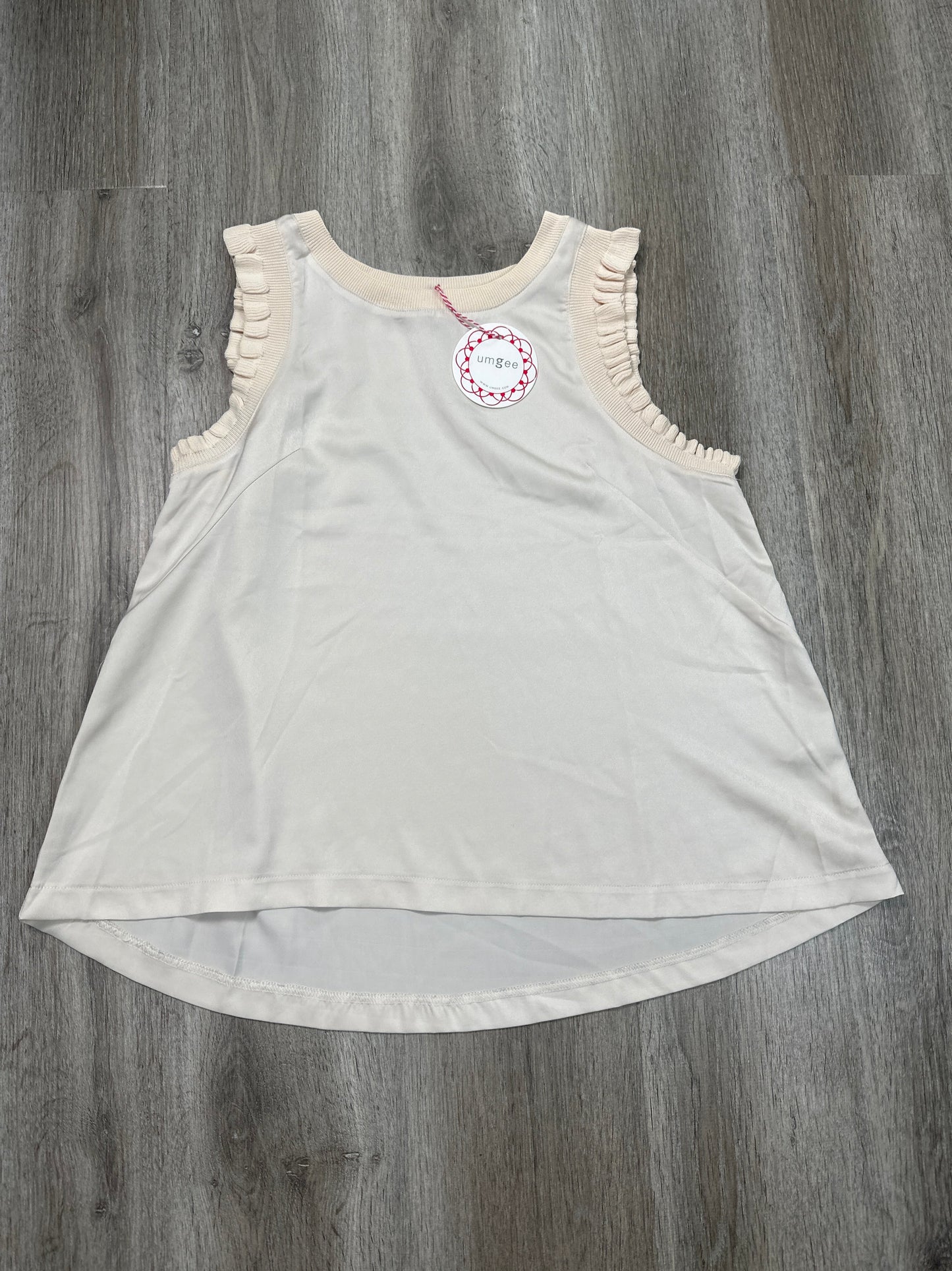 Top Sleeveless By Umgee In Cream, Size: S