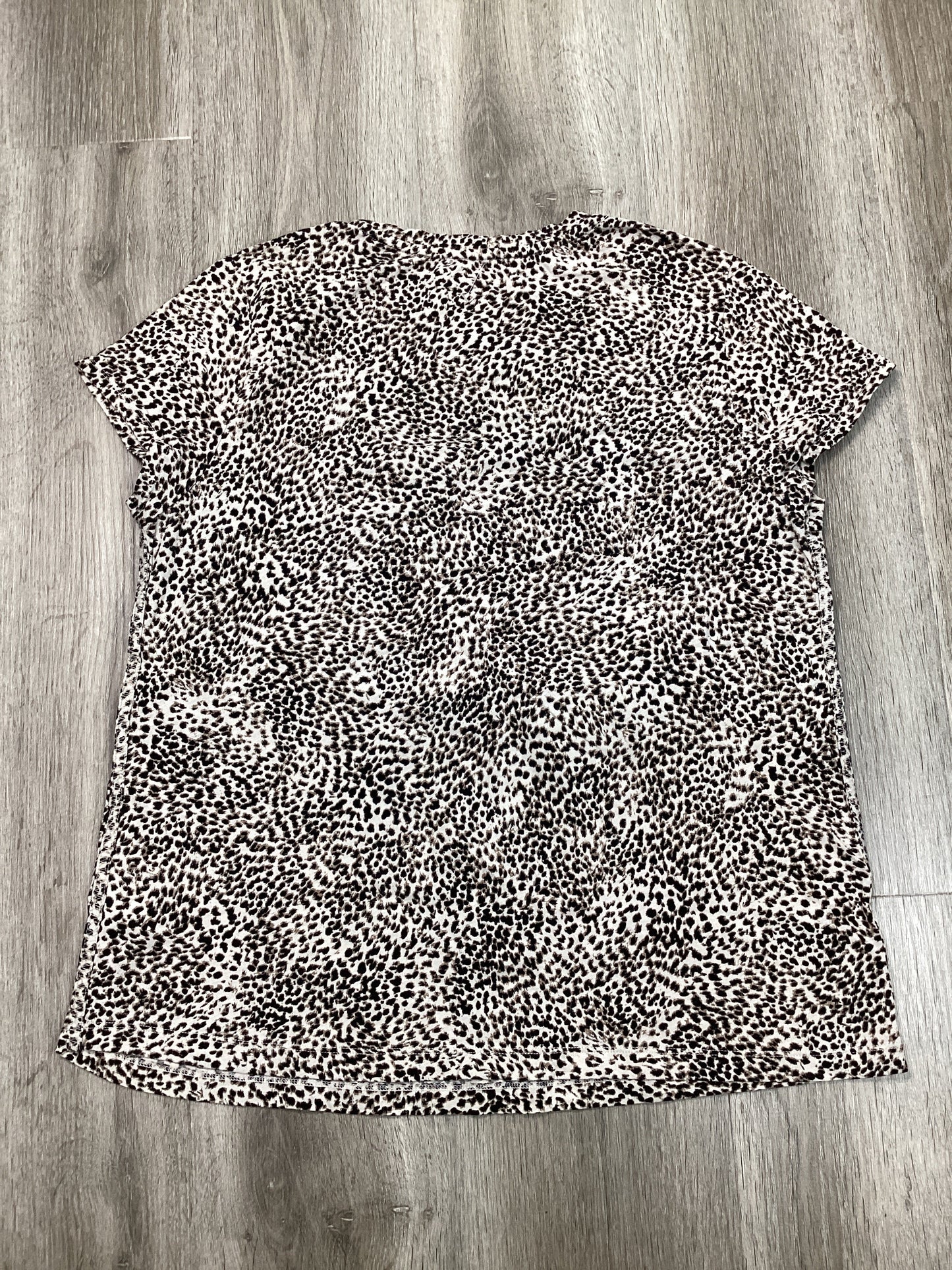 Top Short Sleeve By Athleta In Animal Print, Size: L