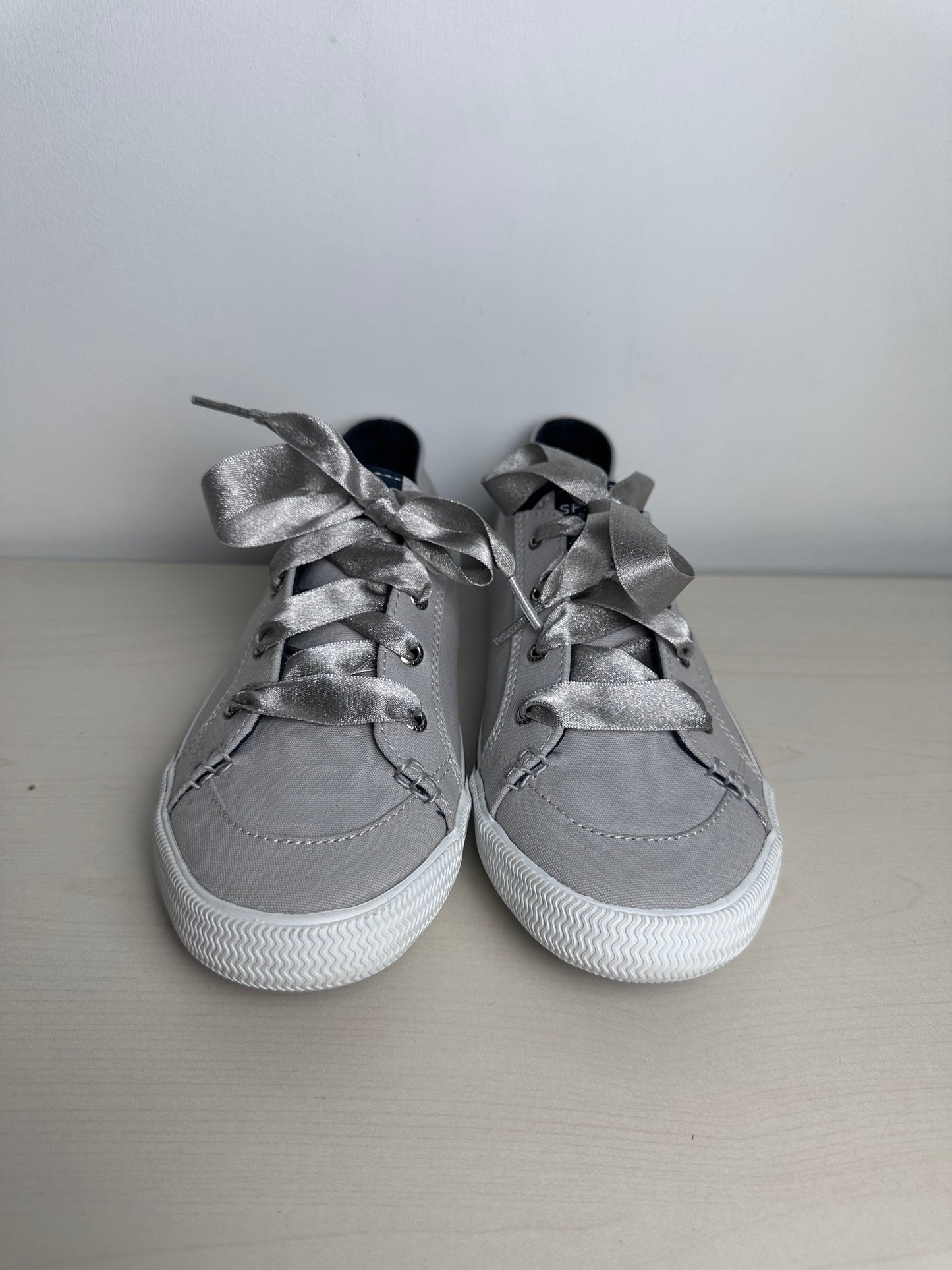 Shoes Sneakers By Sperry In Grey, Size: 8