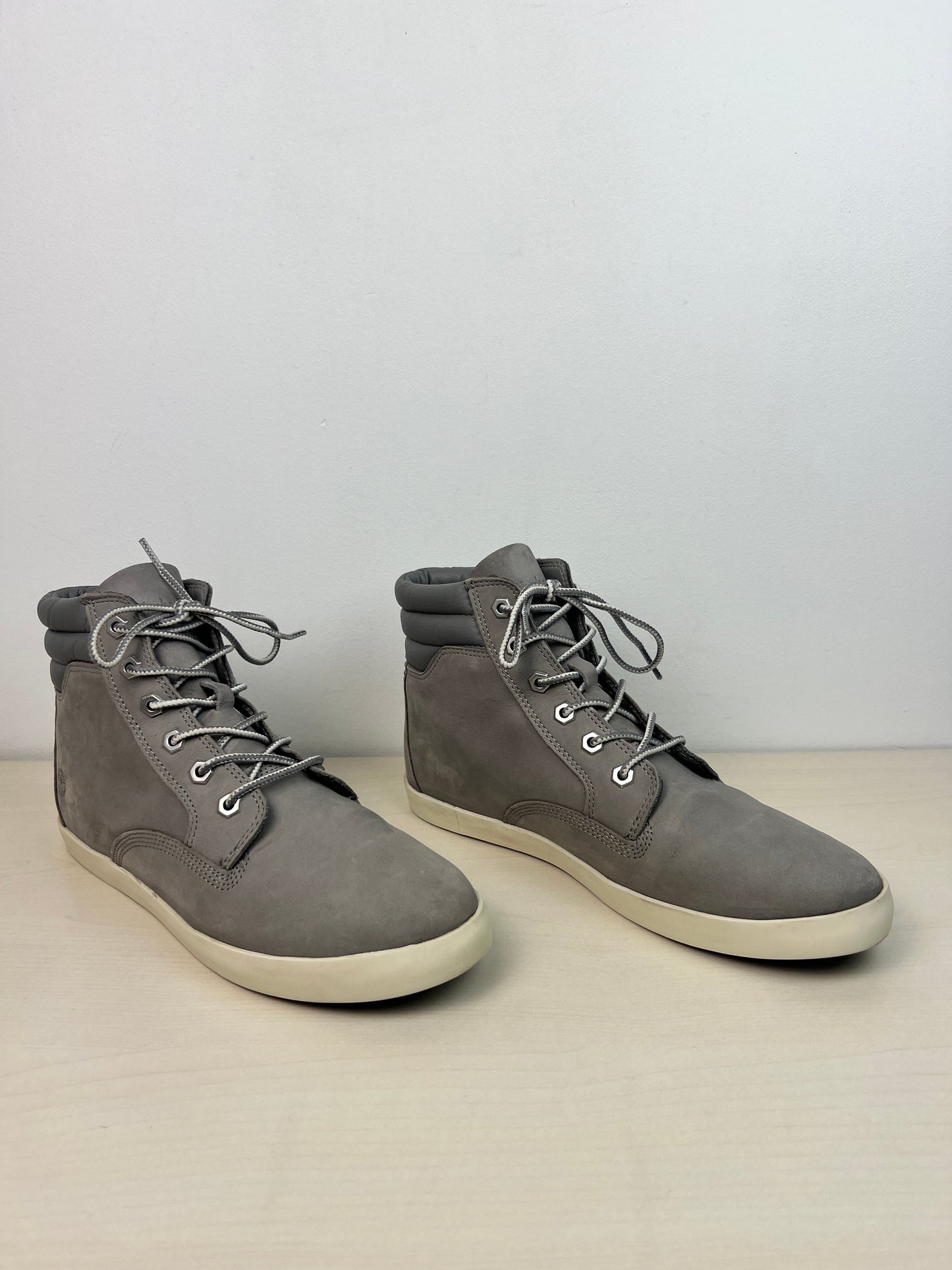 Shoes Sneakers By Timberland In Grey, Size: 10