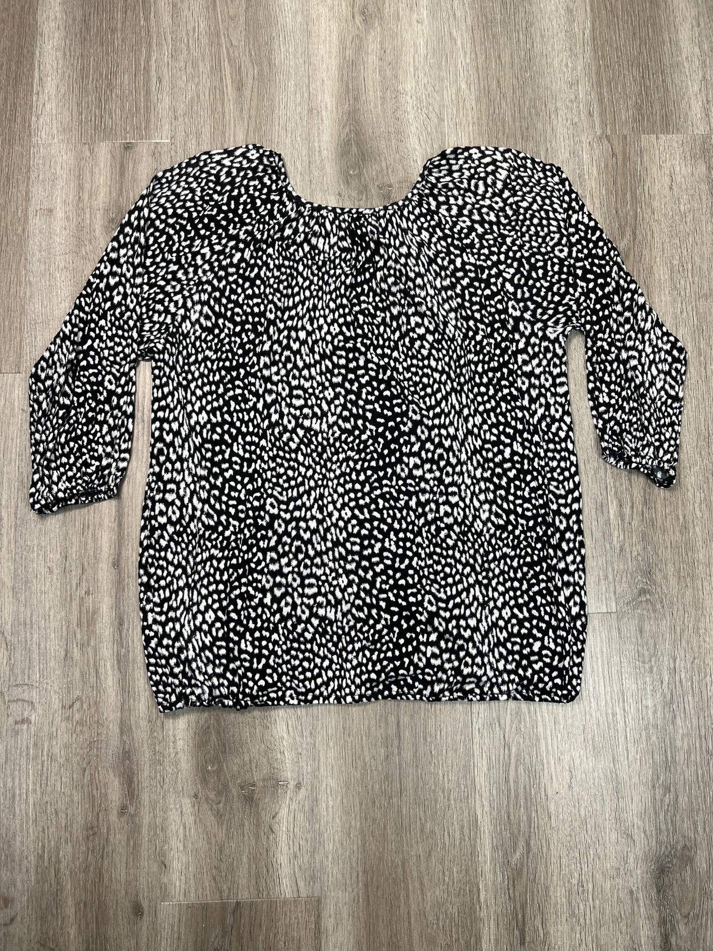 Top 3/4 Sleeve By Michael Kors In Black & White, Size: L