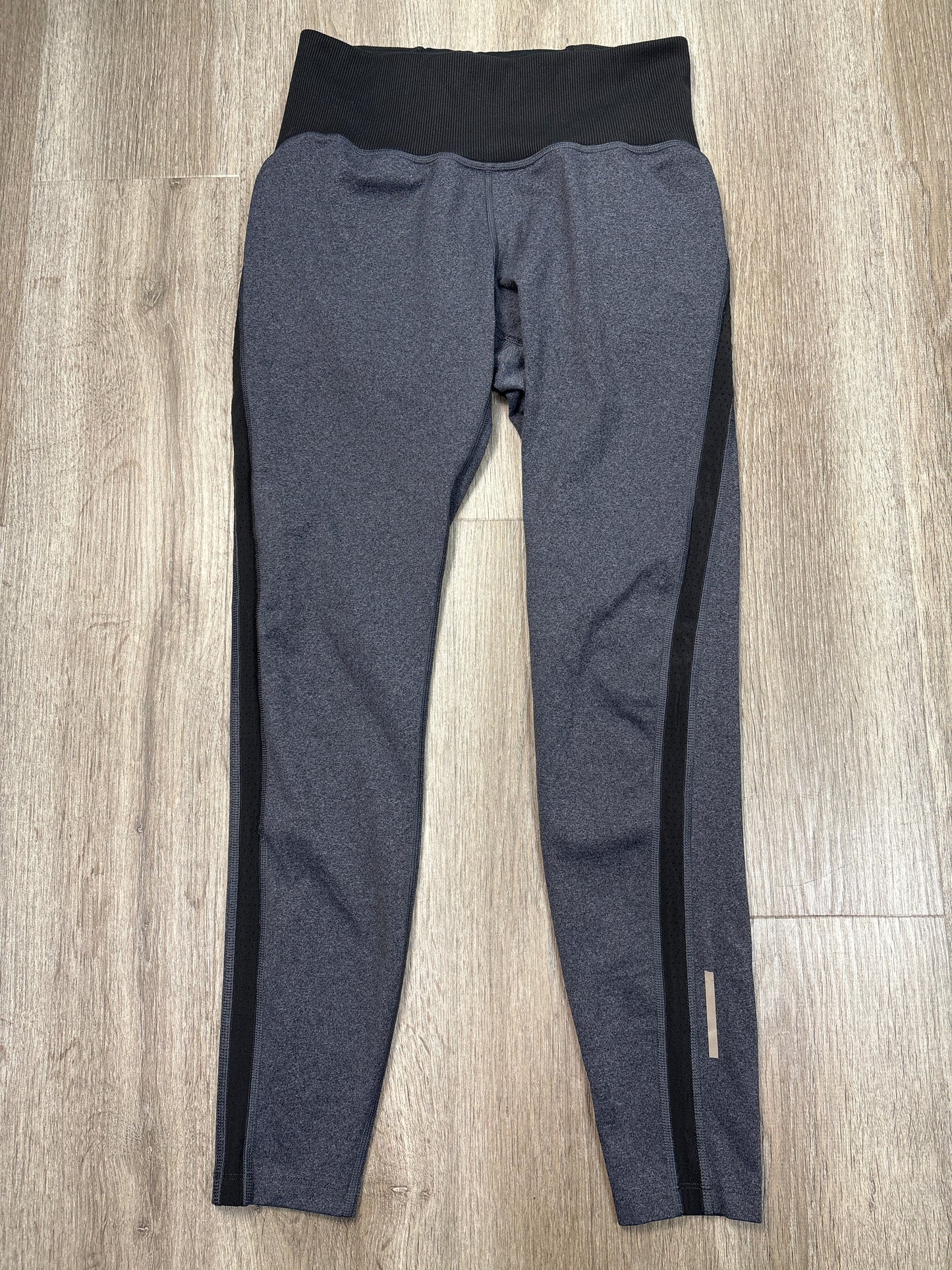 Athletic Leggings By Rei In Grey, Size: M