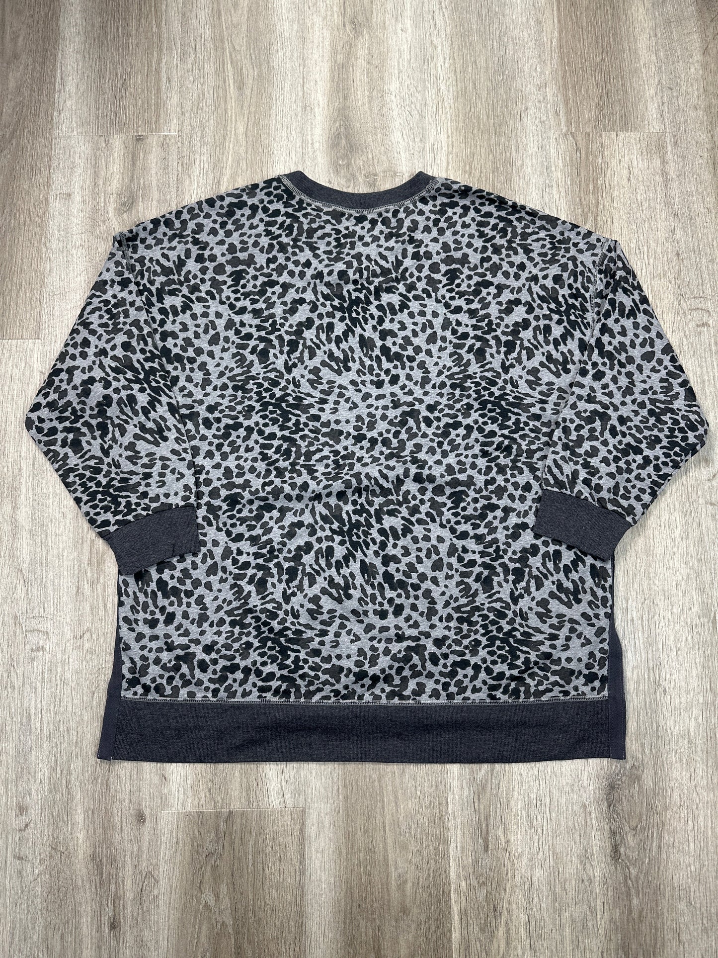 Sweatshirt Crewneck By Old Navy In Animal Print, Size: Xl