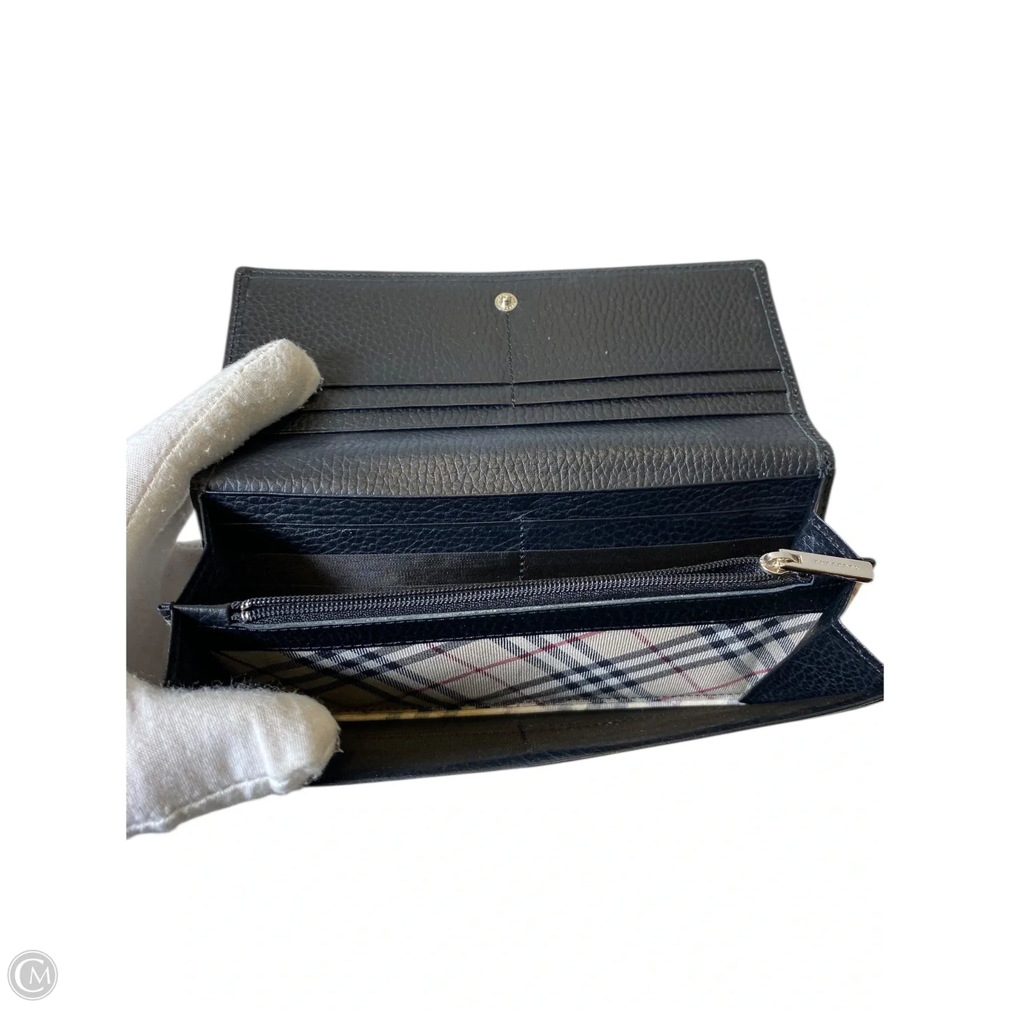 Wallet Luxury Designer By Burberry, Size: Medium