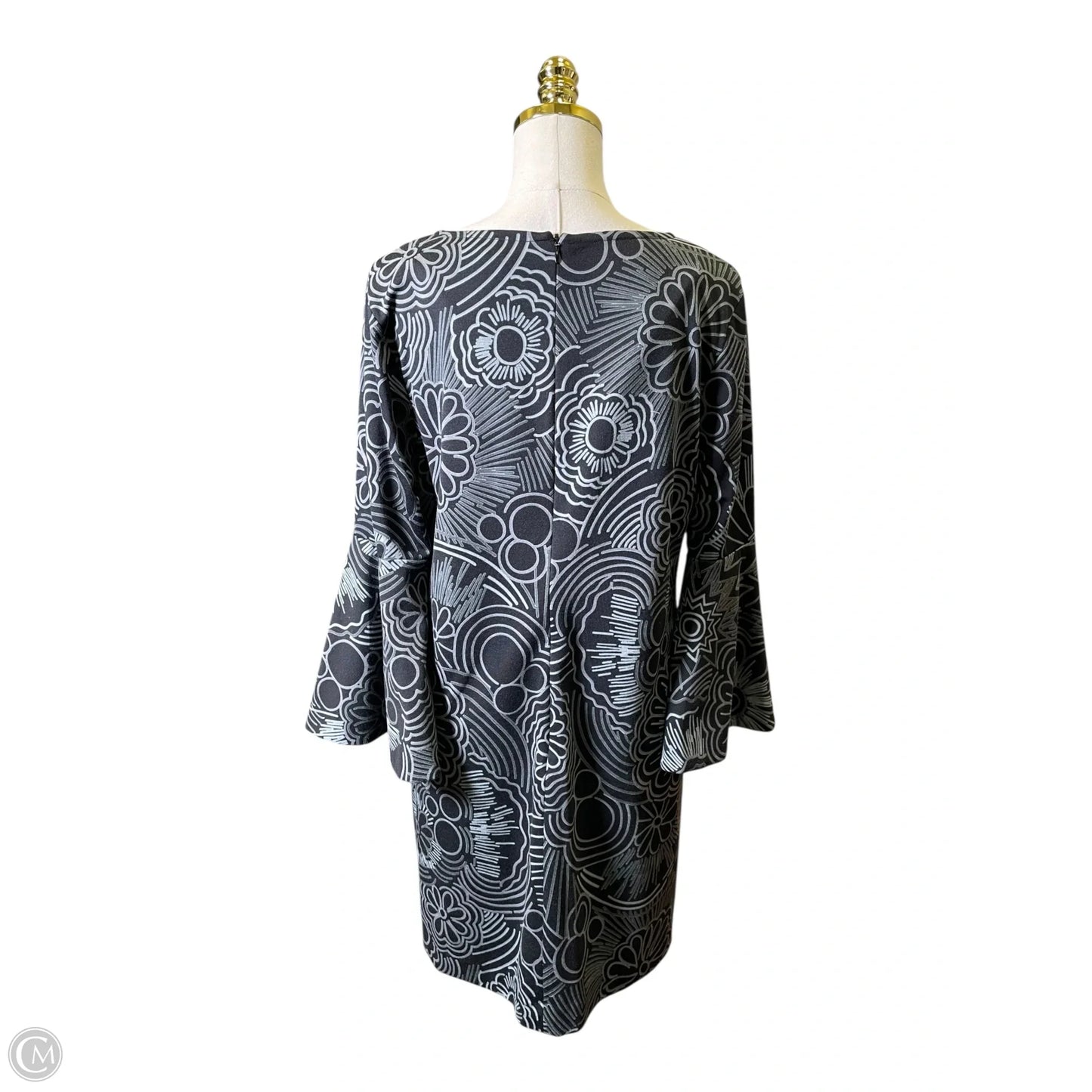 Dress Casual Short By Trina By Trina Turk In Black & Grey, Size: L