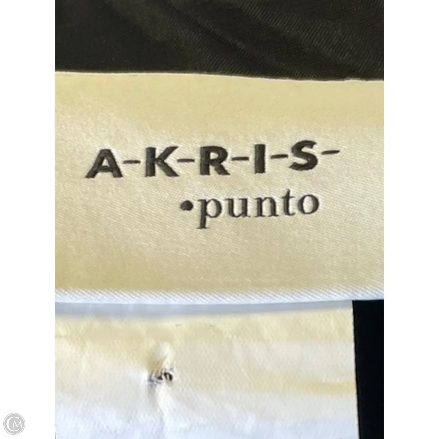 Dress Casual Short By Akris In Black, Size: 6