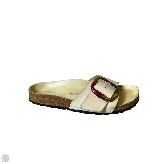 Sandals Flats By Birkenstock In Beige, Size: 8