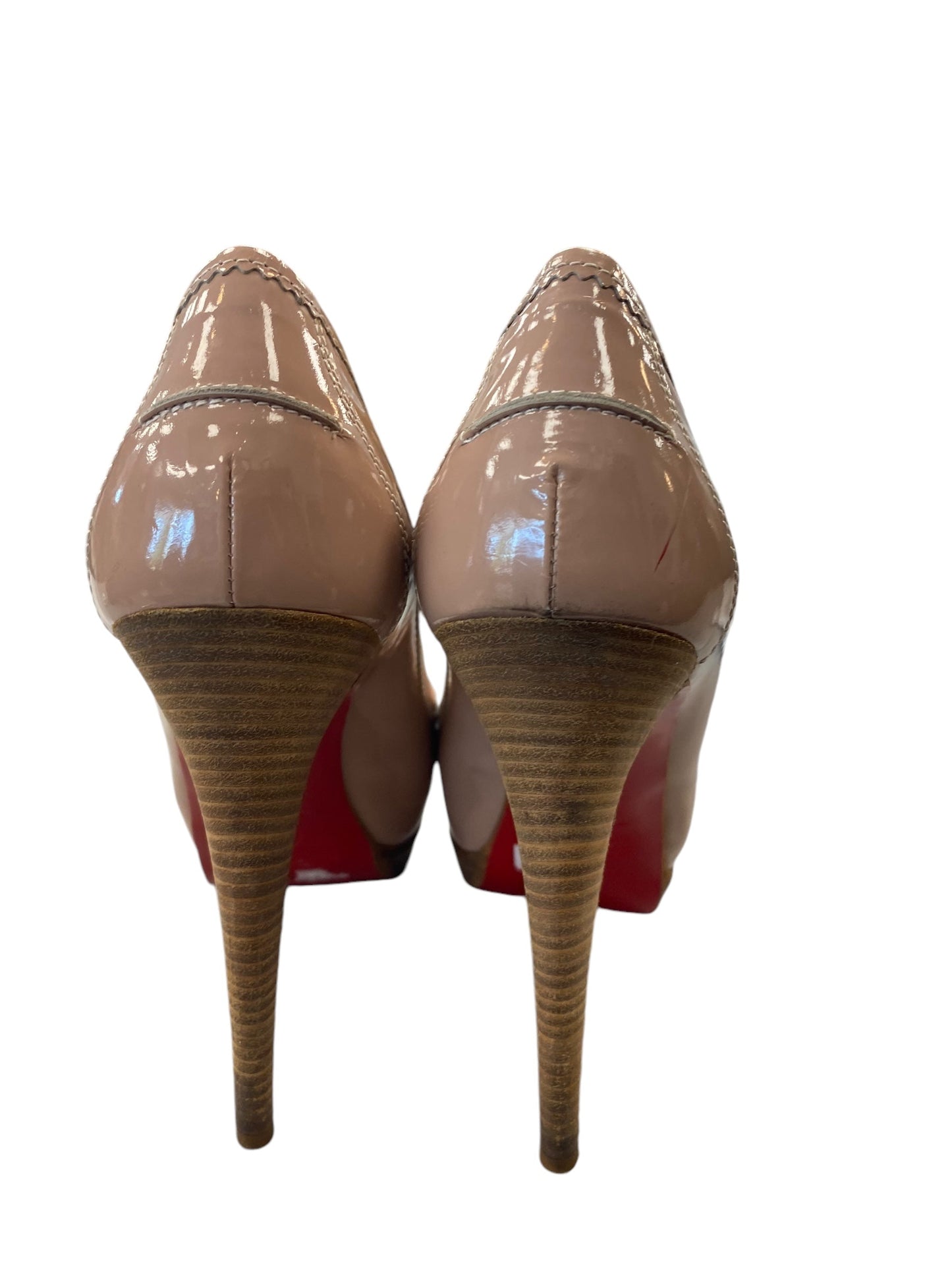 Shoes Luxury Designer By Christian Louboutin In Beige, Size: 10