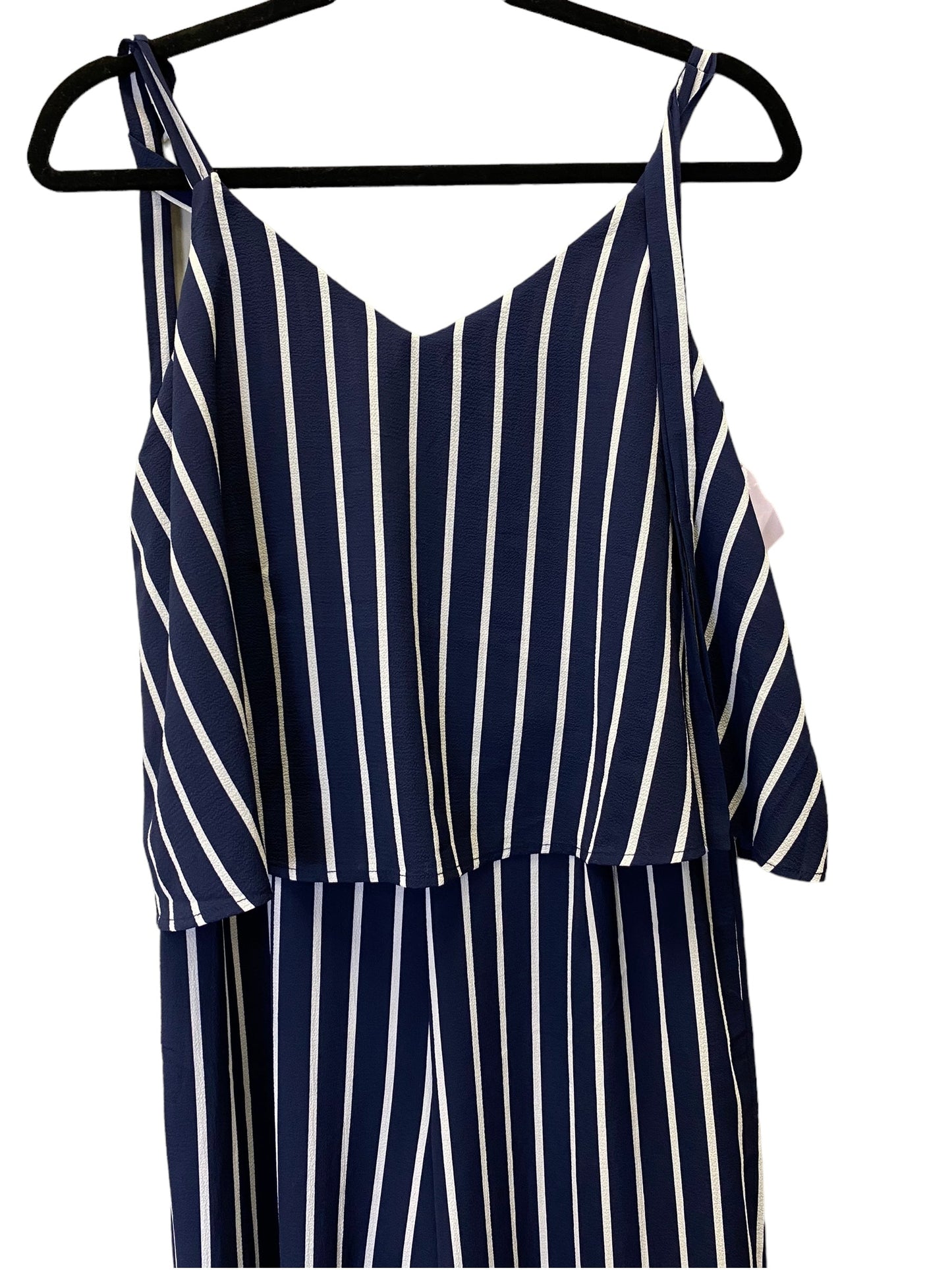 Jumpsuit By Clothes Mentor In Striped Pattern, Size: S