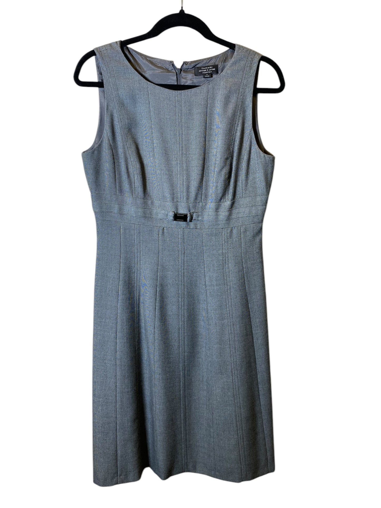 Dress Work By Tahari By Arthur Levine In Grey, Size: M