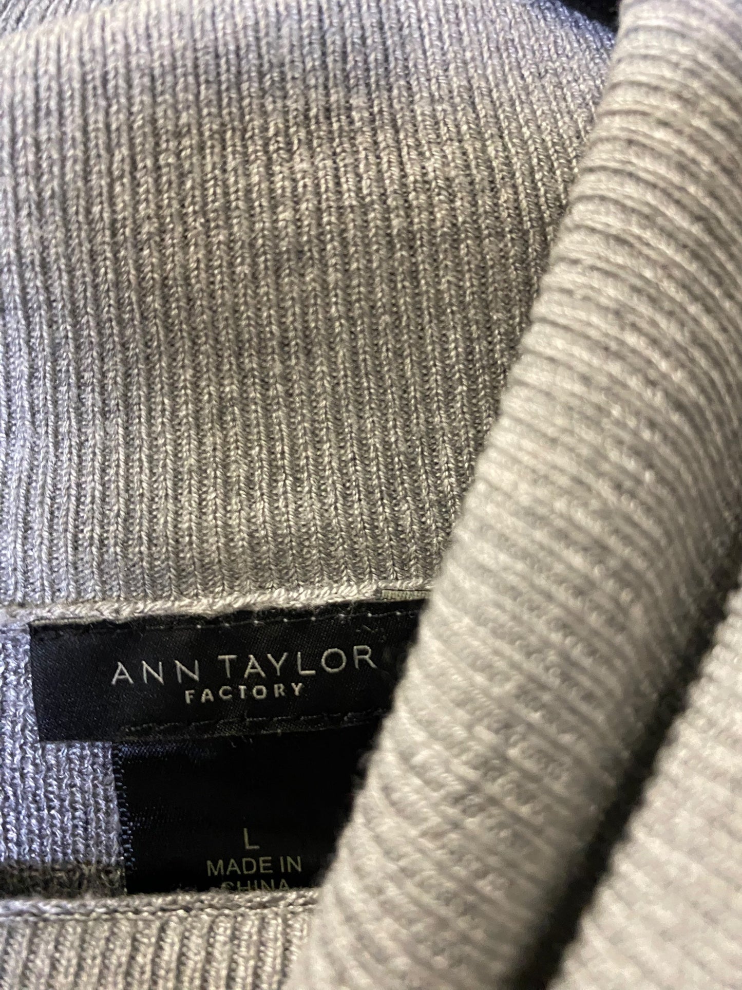 Sweatshirt Collar By Ann Taylor In Grey, Size: L