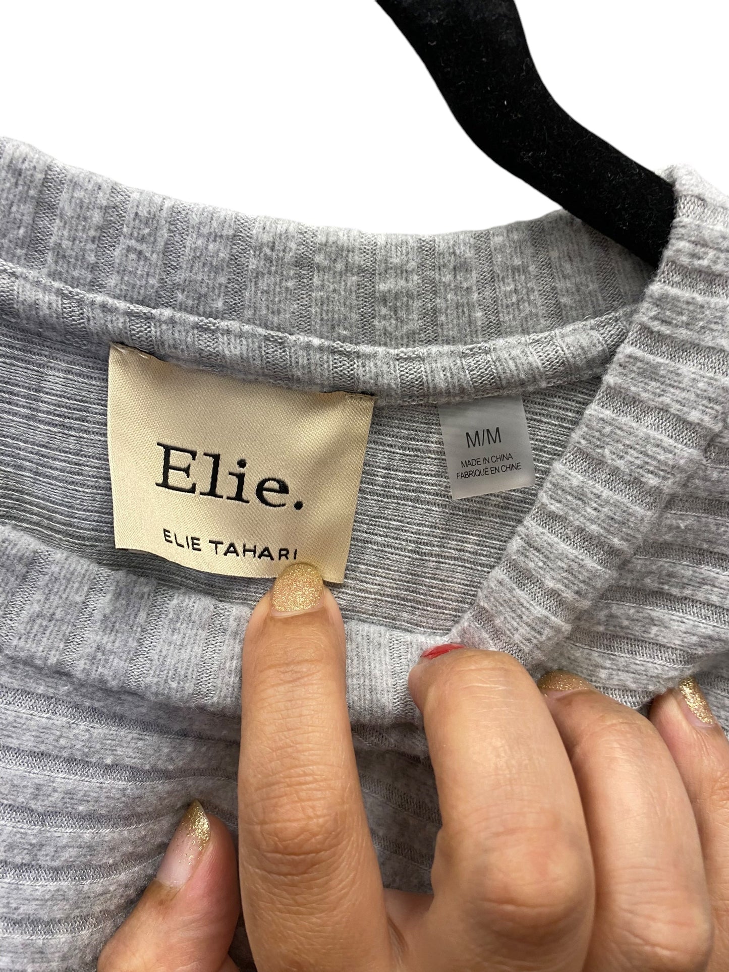 Sweater By Elie Tahari In Grey, Size: M